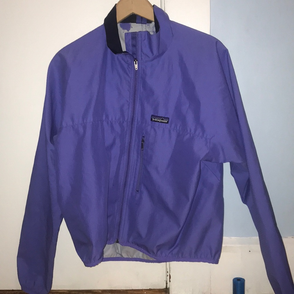 Women’s Patagonia wind breaker